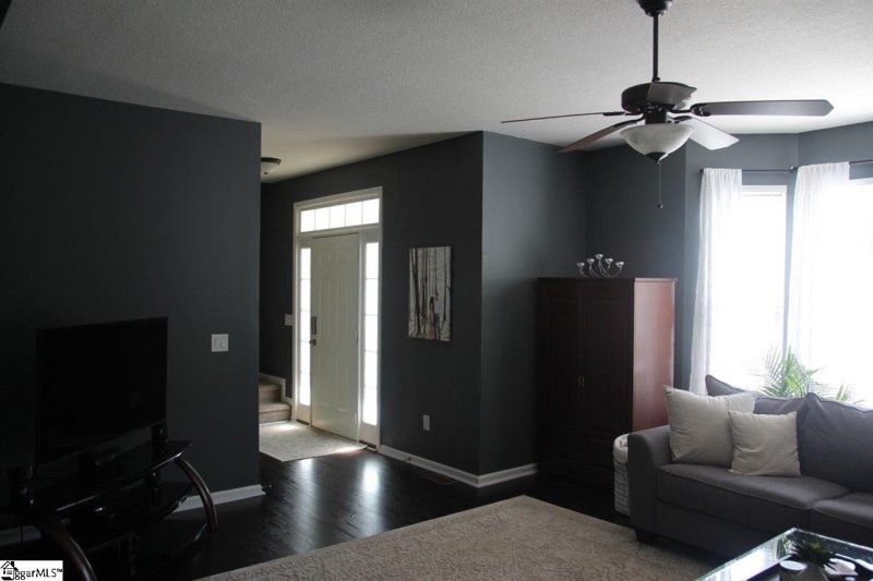 Property image 4 at 8 Gentian Court, Taylors, SC 29687