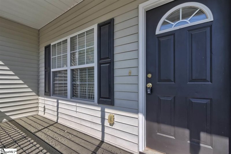 Property image 4 at 13 Simmons Avenue, Greenville, SC 29607