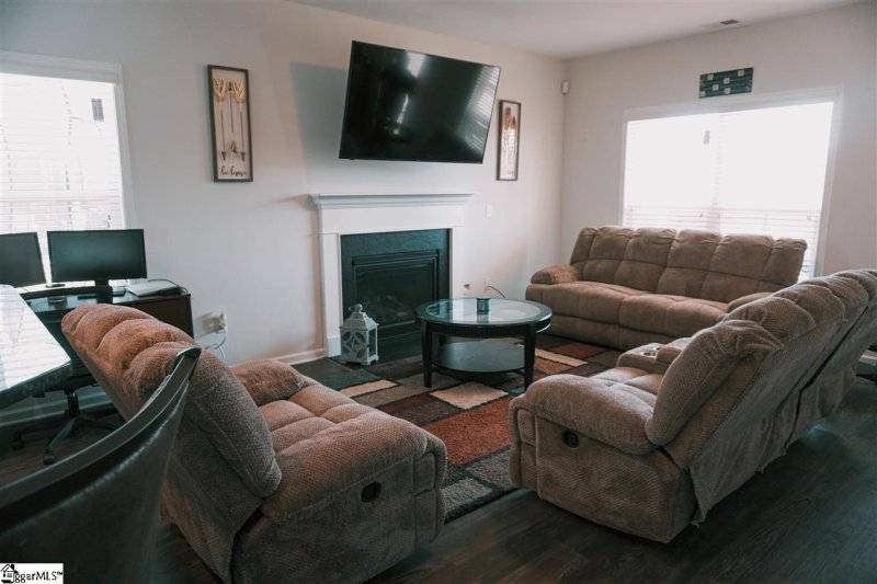 Property image 3 at 440 Lynnell Way, Moore, SC 29369