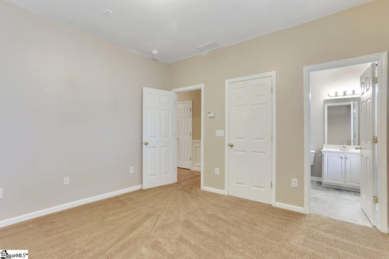 Property image 5 at 810 Giverny Court, Greenville, SC 29607