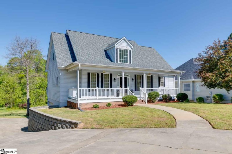 Property image 2 at 101 Saddle Ridge Court, Taylors, SC 29687