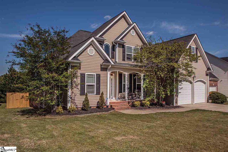 Property image 2 at 4 Cabrini Court, Simpsonville, SC 29680