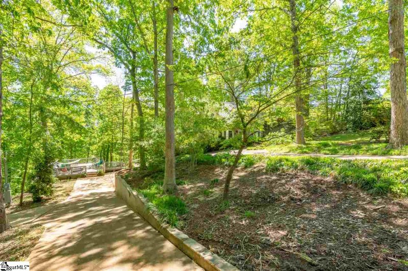 Property image 3 at 808 Dogwood Lane, Townville, SC 29689