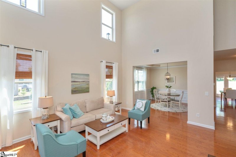 Property image 3 at 307 Deer Chase Drive, Duncan, SC 29334