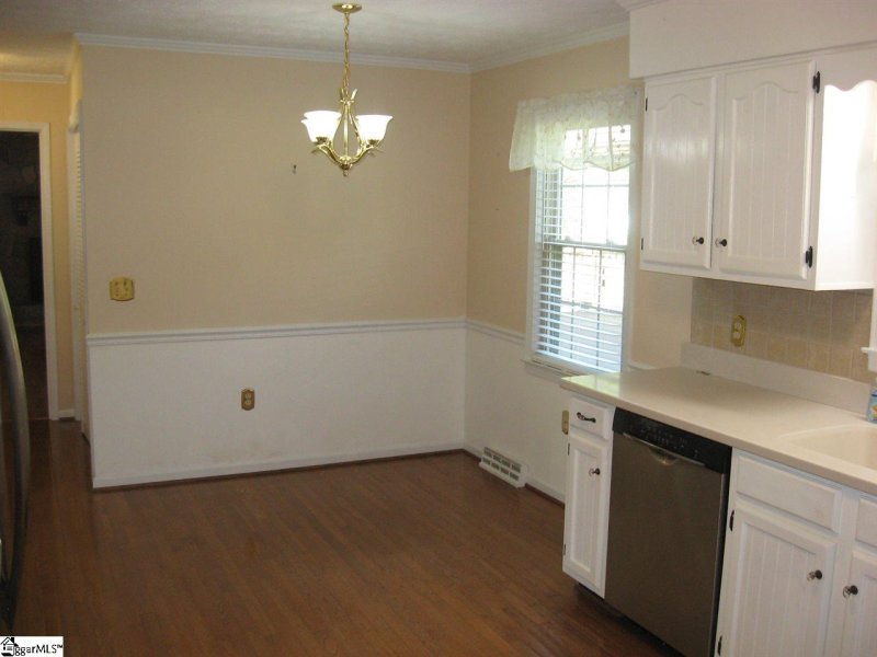 Property image 5 at 208 S Severn Circle, Easley, SC 29642