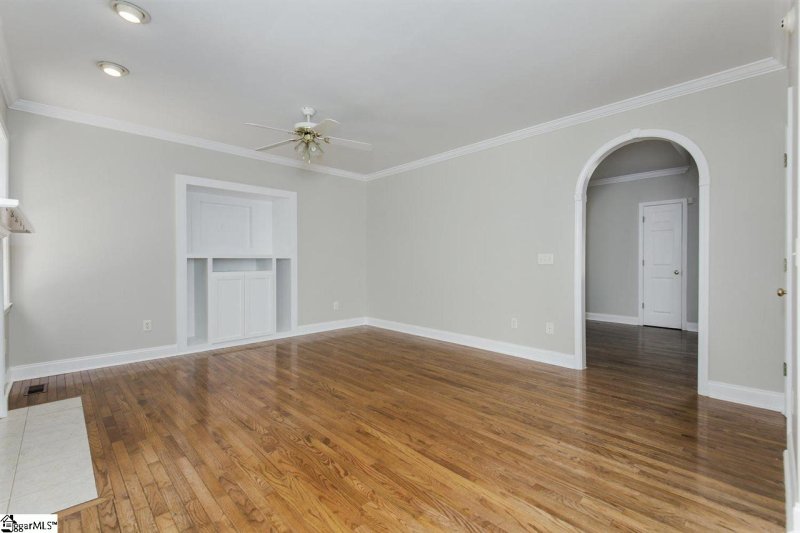 Property image 5 at 2 Netherland Lane, Simpsonville, SC 29681