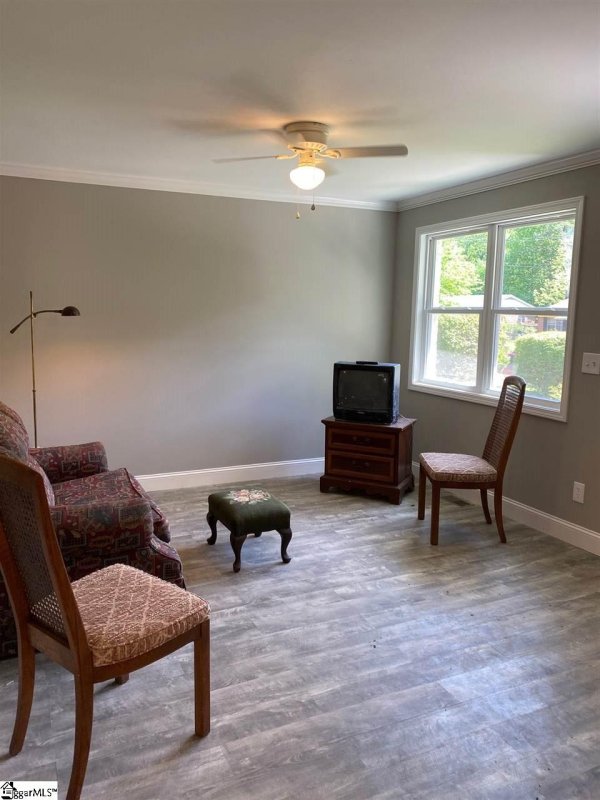 Property image 4 at 228 Bluff Drive, Greenville, SC 29605
