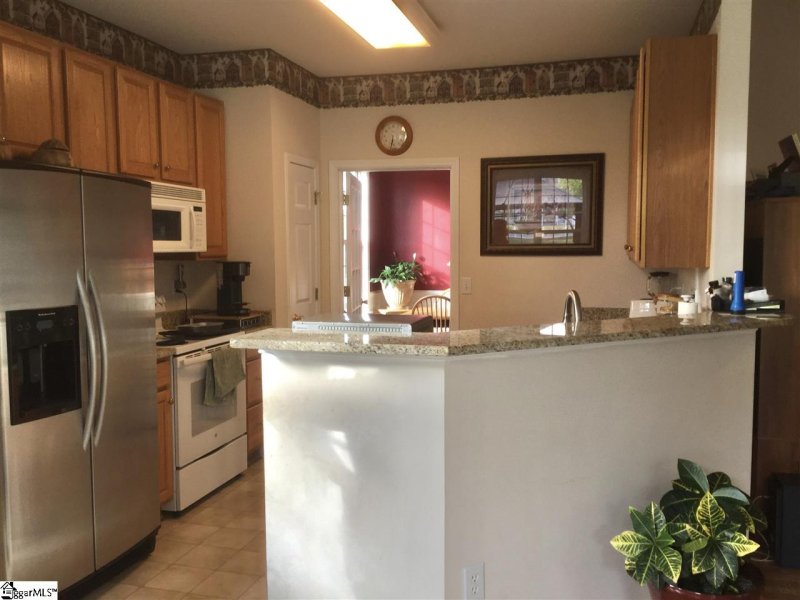 Property image 4 at 7 Surrywood Drive, Greenville, SC 29607