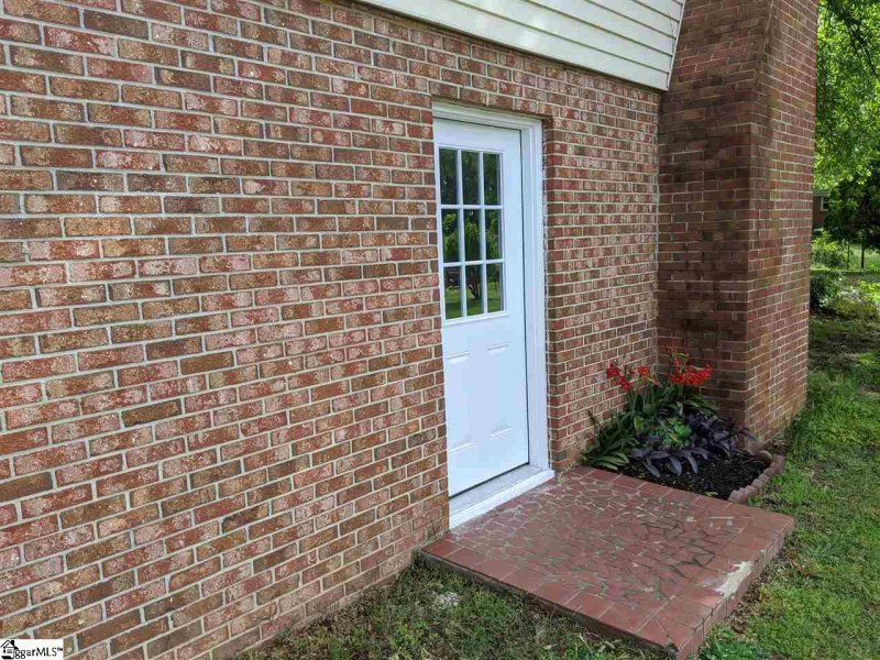 Property image 4 at 121 Third Day Street, Piedmont, SC 29673