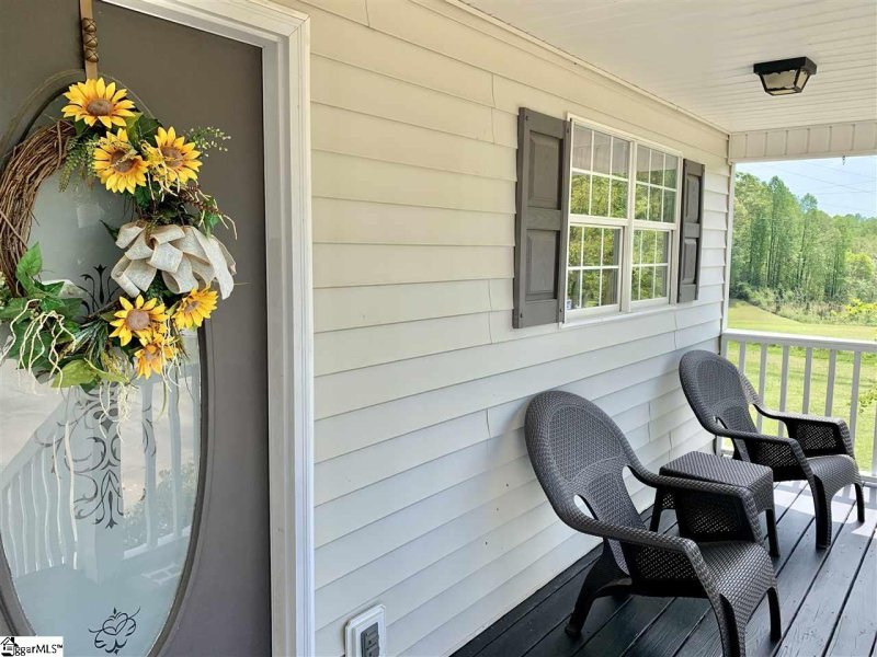 Property image 3 at 108 Kelly Lane, Easley, SC 29642