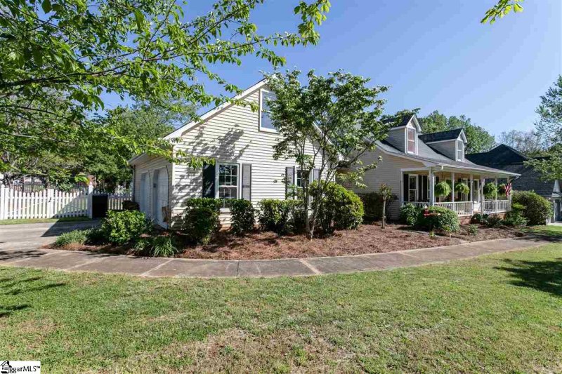 Property image 3 at 119 Atherton Way, Greer, SC 29650