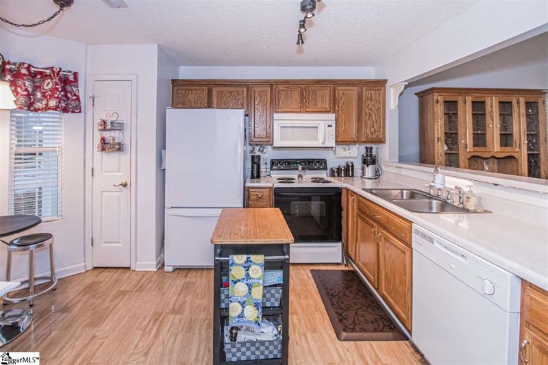 Property image 4 at 1 Creekbend Court, Simpsonville, SC 29681