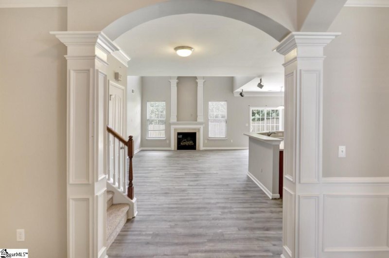 Property image 2 at 100 Bells Creek Drive, Simpsonville, SC 29681