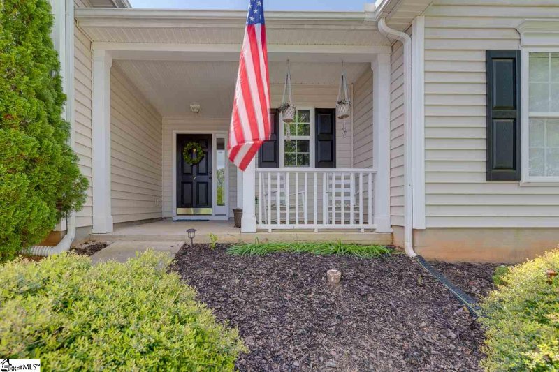Property image 3 of 7 High Farm Road in Laurel Meadows, Greenville, SC 29607