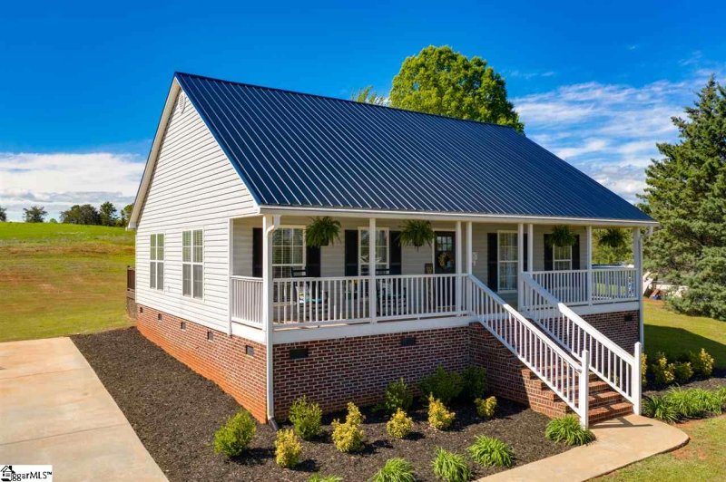 Property image 2 at 121 Golden Springs Lane, Liberty, SC 29657