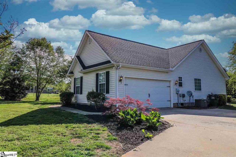 Property image 3 at 2315 Mays Bridge Road, Greer, SC 29651