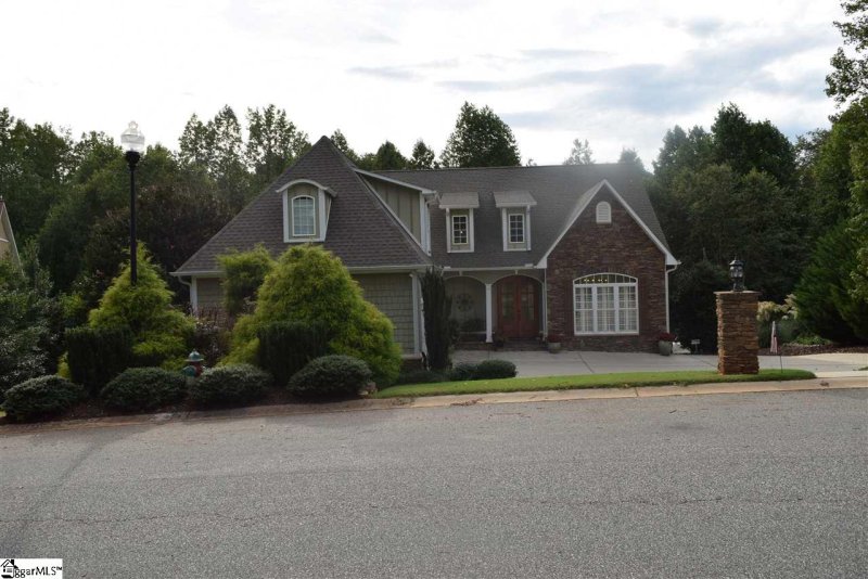 Property image 2 at 2012 Ivy Cottage Path, Boiling Springs, SC 29316