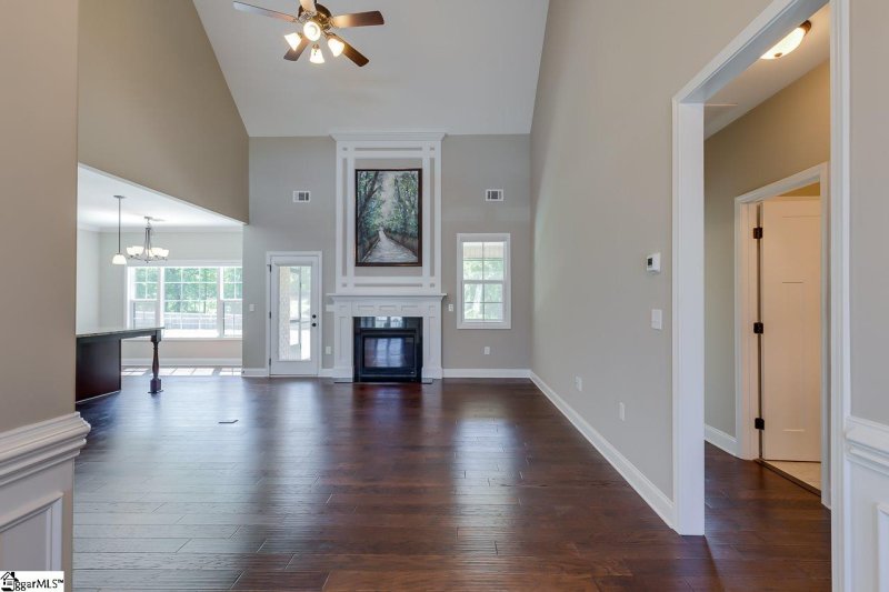 Property image 4 at 217 Cedar Knoll Way, Greer, SC 29651