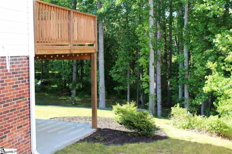 Property image 2 at 136 White Bark Way, Taylors, SC 29687