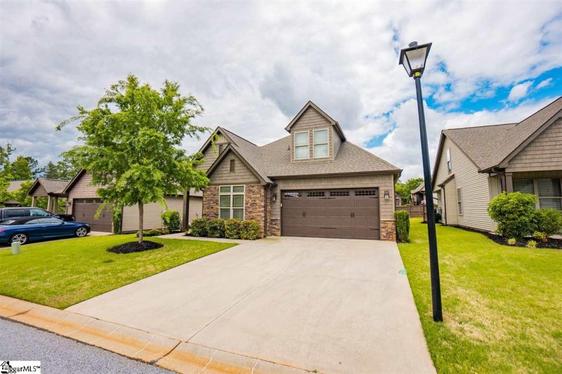 Property image 4 at 112 Towson Drive, Greenville, SC 29615