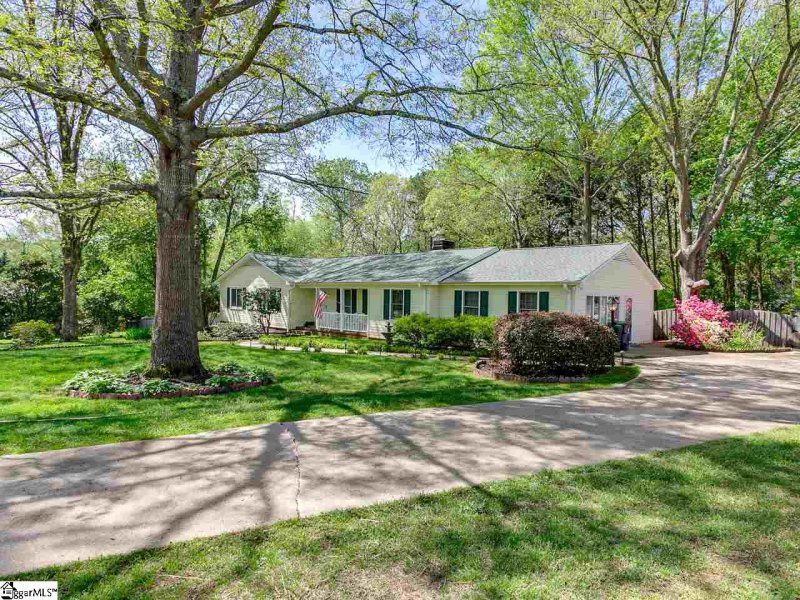 Property image 2 at 109 Cardiff Court, Easley, SC 29642