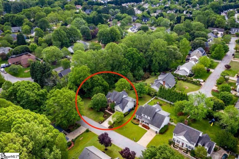 Property image 4 at 105 Treebrooke Drive, Greenville, SC 29607