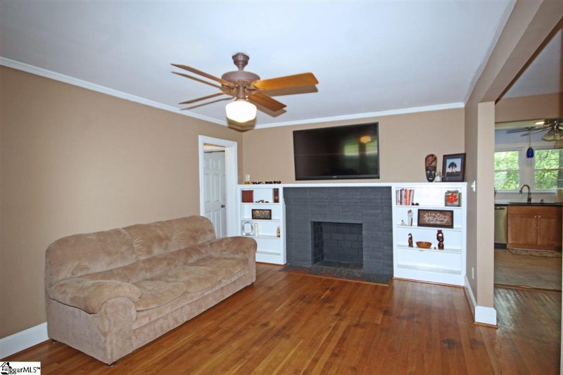 Property image 4 at 104 Linda Lane, Greenville, SC 29617