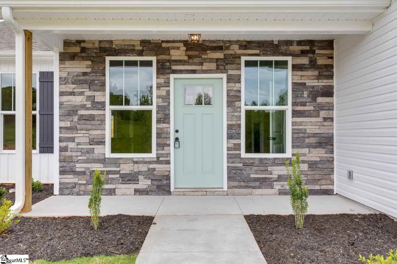 Property image 4 at 9 Judge Looper Court, Travelers Rest, SC 29690