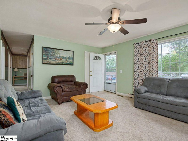 Property image 3 at 197 Scenic Drive, Greer, SC 29651