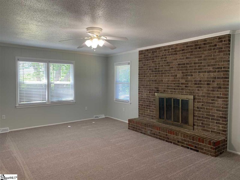 Property image 3 at 105 Wentworth Court, Anderson, SC 29625