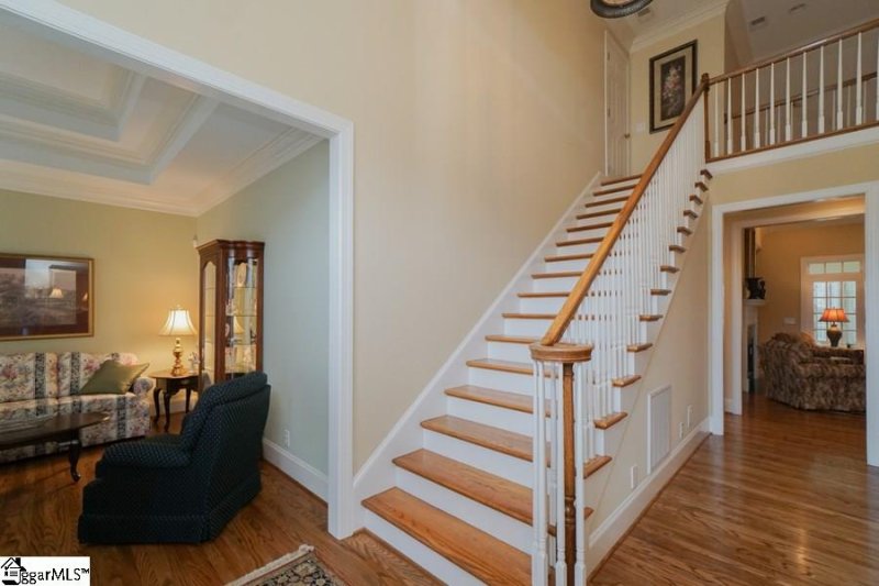 Property image 3 at 110 Birch River Road, Greenville, SC 29611