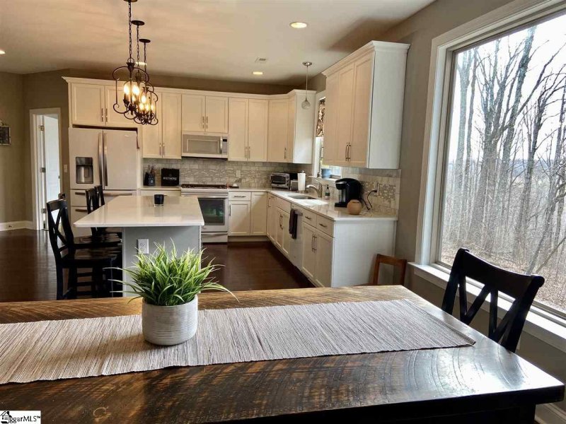 Property image 4 at 16 Valley Crest Court, Travelers Rest, SC 29690