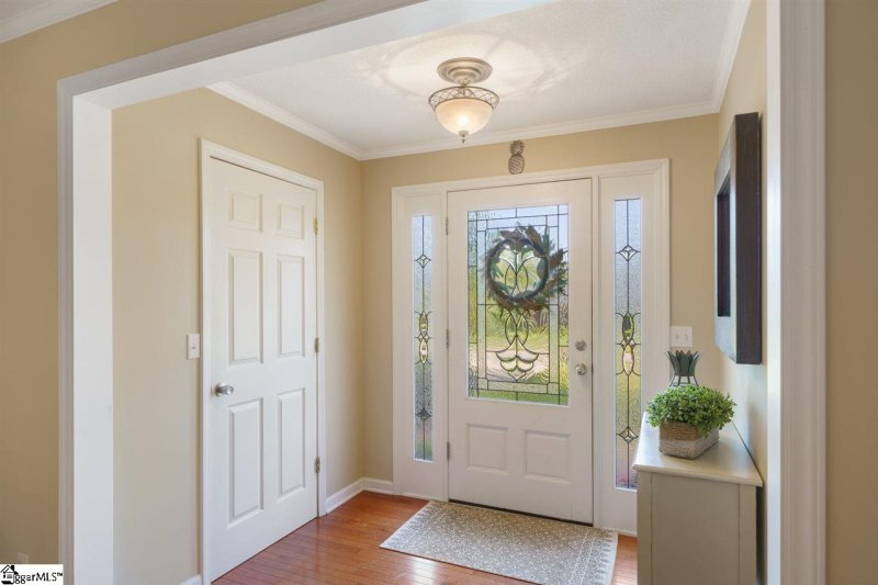 Property image 5 at 121 Sunline Place, Spartanburg, SC 29307