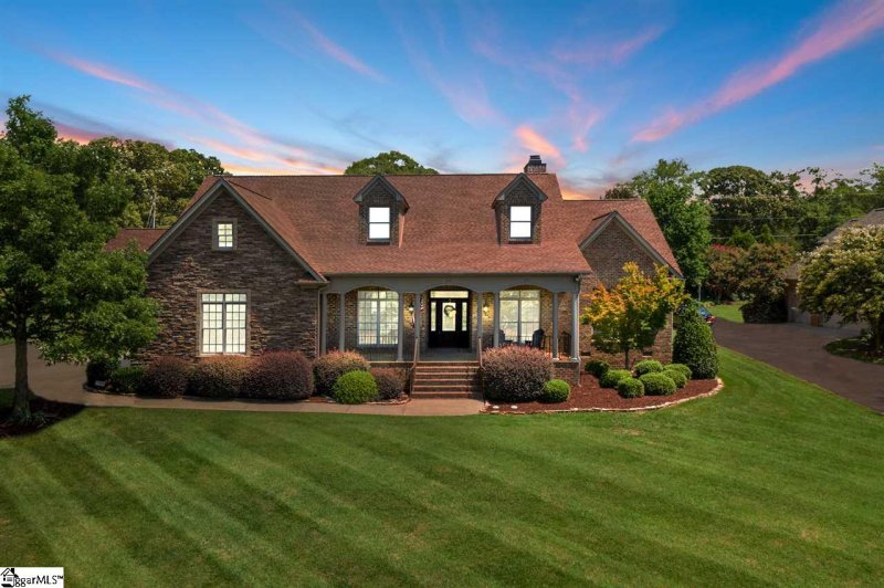 612 Breckenwood Drive