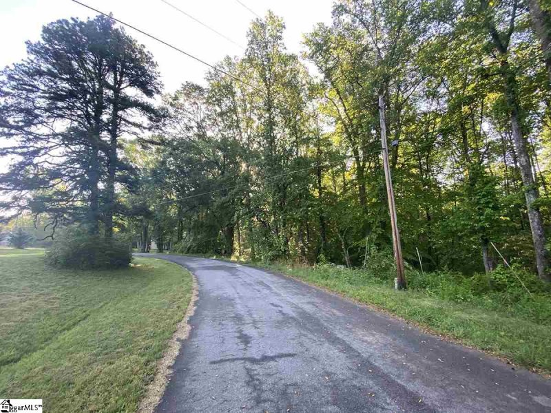 Property image 2 at 121 Kingswood Circle, Simpsonville, SC 29681