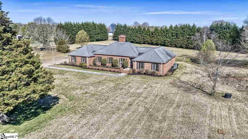 Property image 3 at 103 Gilder Creek Drive, Simpsonville, SC 29681