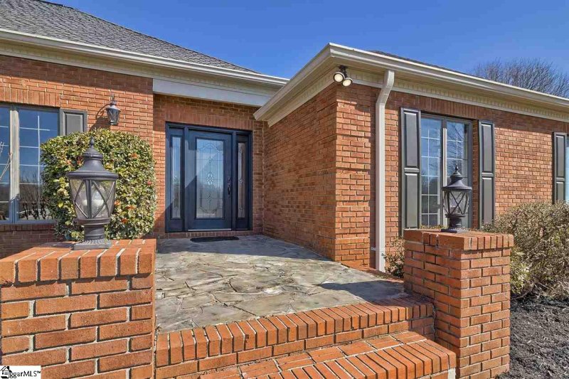 Property image 5 at 103 Gilder Creek Drive, Simpsonville, SC 29681