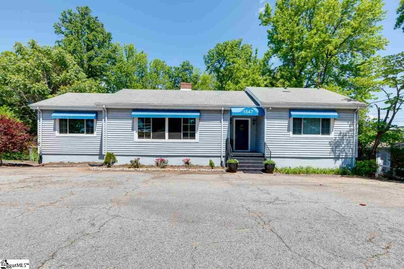 Property image 3 at 1547 Wade Hampton Boulevard, Greenville, SC 29609