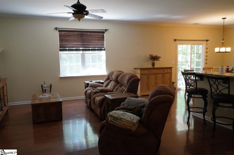 Property image 5 at 108 Seattle Slew Lane, Greenville, SC 29617