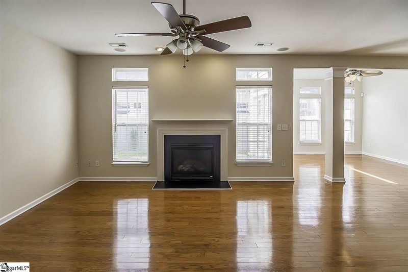 Property image 4 at 324 Majesty Court, Greenville, SC 29615