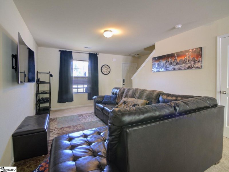 Property image 4 at 110 Pasco Court, Piedmont, SC 29673-7217