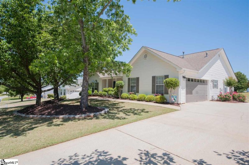 Property image 2 at 200 Cornelson Drive, Greer, SC 29651