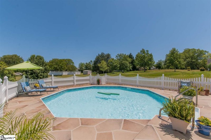 Property image 3 at 200 Cornelson Drive, Greer, SC 29651