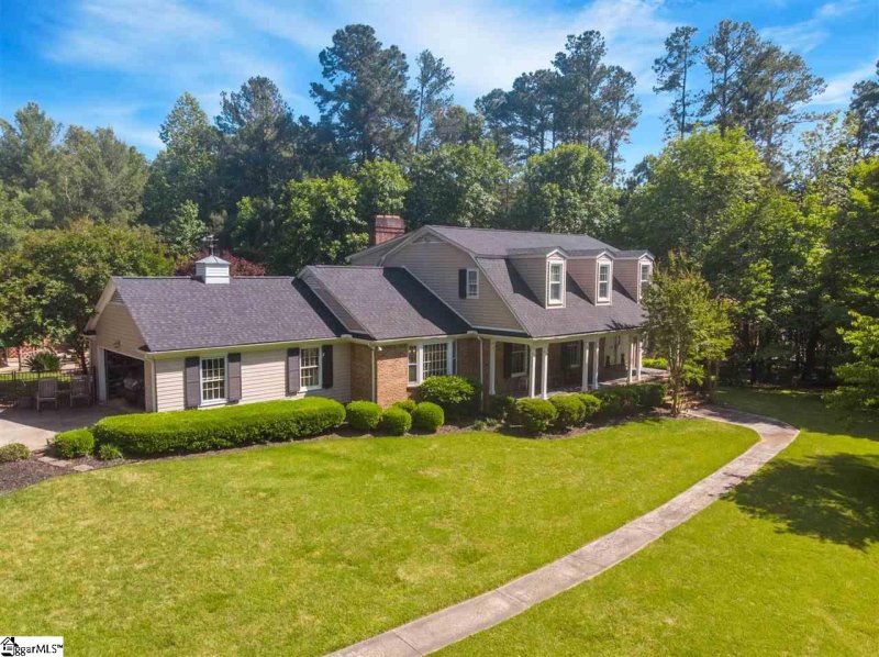 Property image 2 at 205 Doublebrook Drive, Laurens, SC 29360