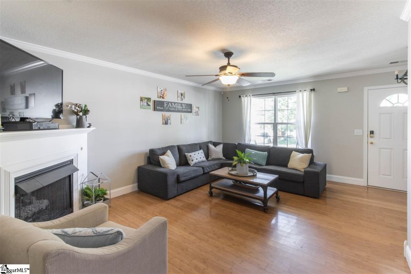 Property image 2 at 114 Kingscreek Drive, Greer, SC 29650