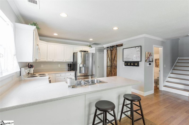 Property image 5 at 114 Kingscreek Drive, Greer, SC 29650