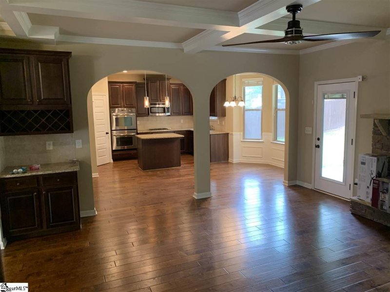 Property image 3 at 34 Lazy Willow Drive, Simpsonville, SC 29680