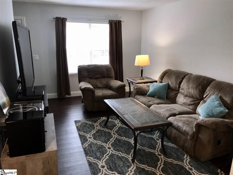 Property image 2 at 501 Edwards Road, Greenville, SC 29615