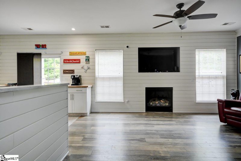 Property image 5 at 106 War Admiral Way, Greenville, SC 29617