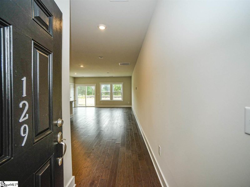 Property image 4 at 129 Outback Drive, Greer, SC 29650